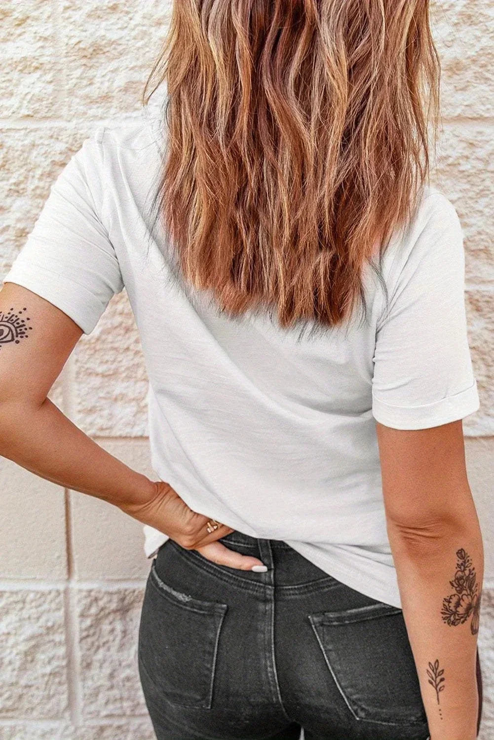 T-Shirt Casual Round Neck Short Sleeve Top with Geometric Bear Print