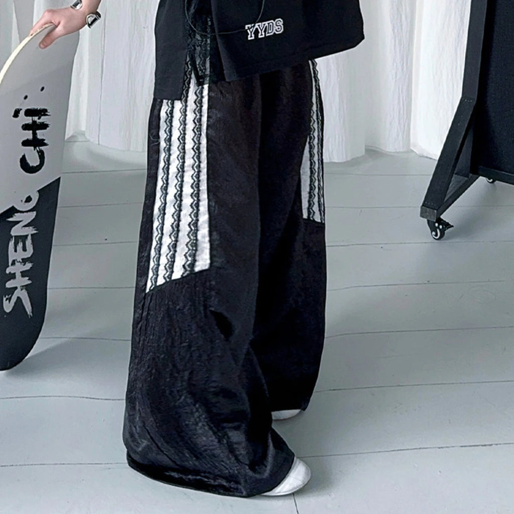 Girls Summer Lace Splicing T-Shirt with Cool Digital Print Short Sleeve Loose Casual Trousers